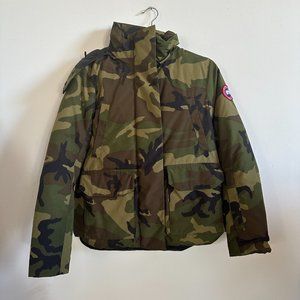 Canada Goose Camo Winter Parka Womens XS